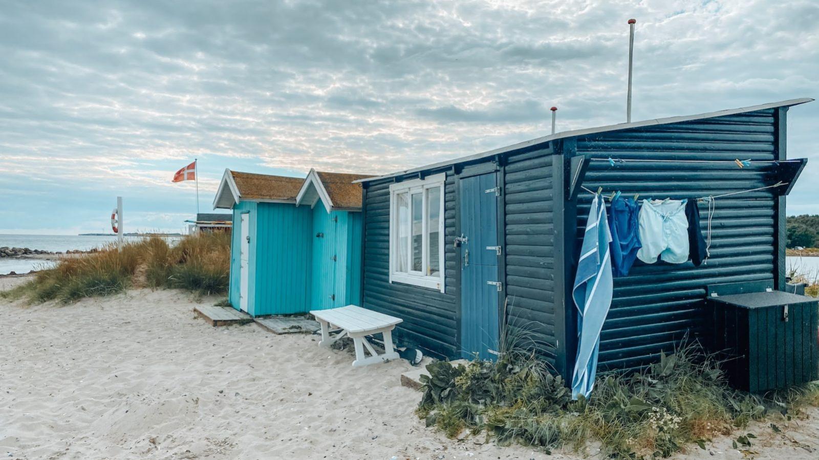 Badehuse med badebukser ved Eriks Hale